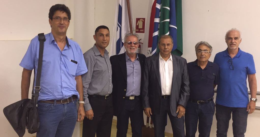 Antônio Carlos, Dogmar Antônio de S Junior, Paulo Helene, Turibio J da Silva, Efthymios Panayotes e João F Dias