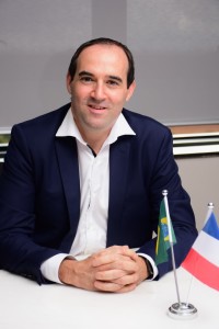 CEO-PIERRE